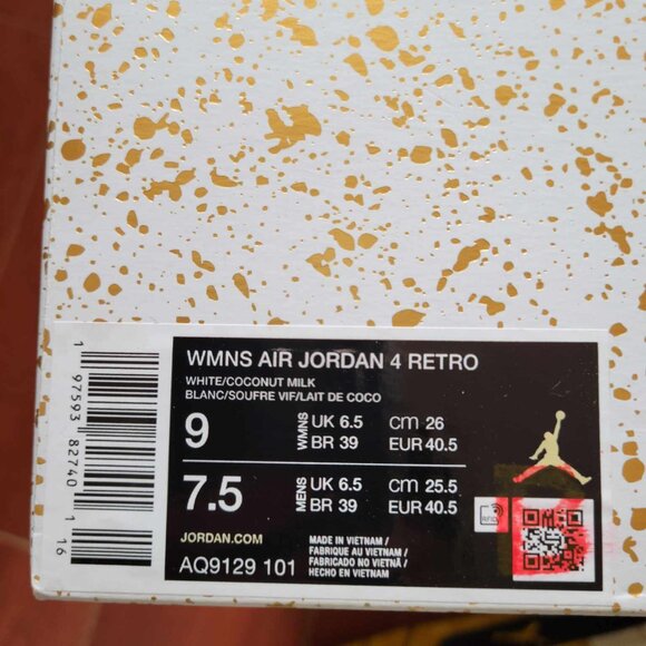 Womens Jordan 4 Retro - Vivid Sulfur - Picture 7 of 7
